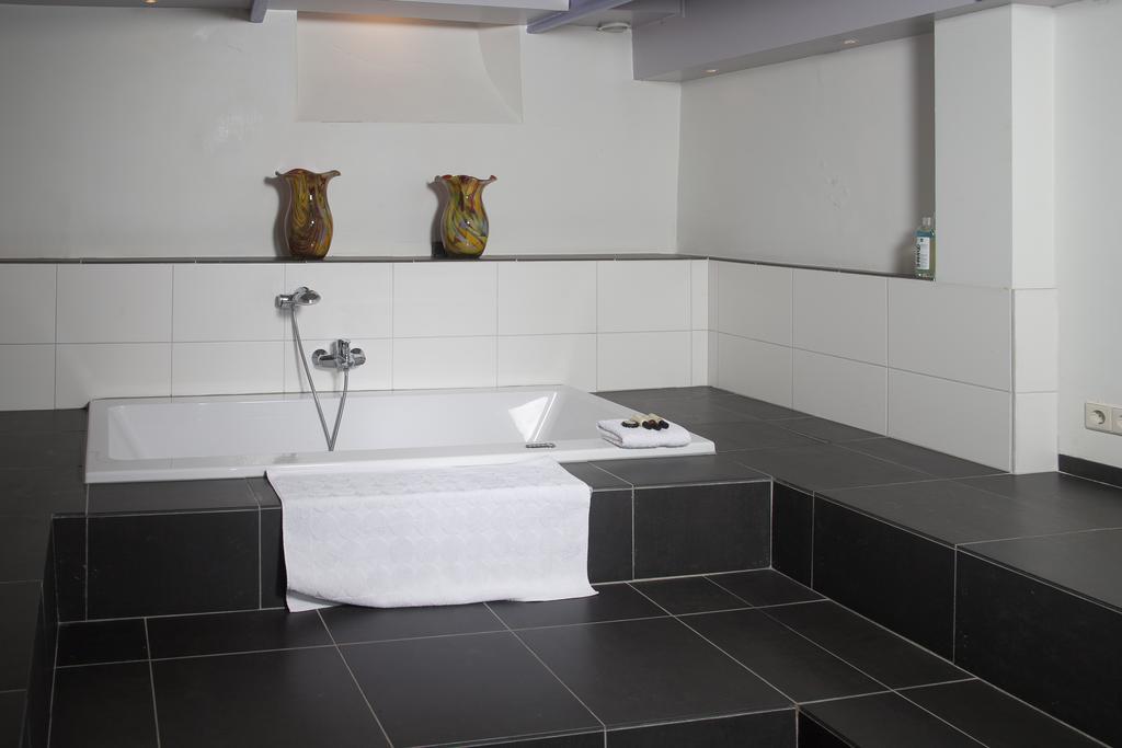B&B Chez Cho Utrecht Værelse billede
